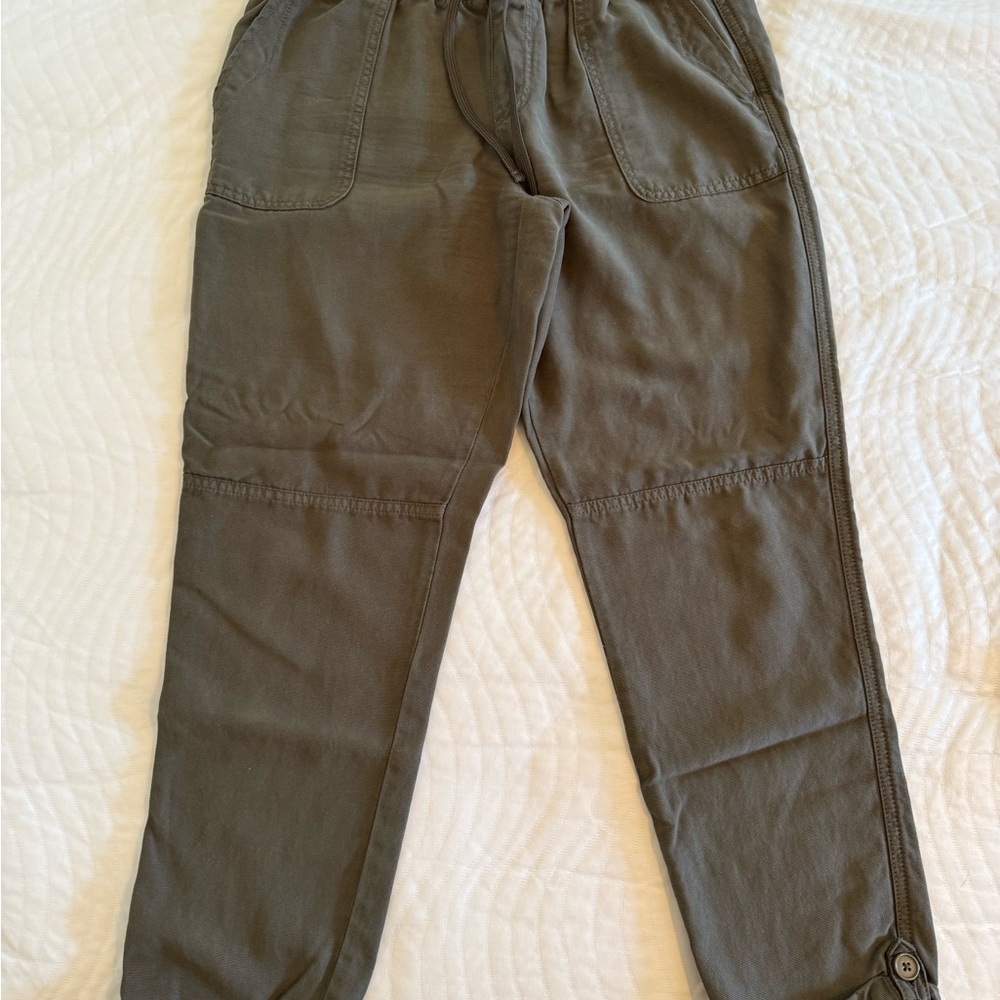 Women’s Olive Pants